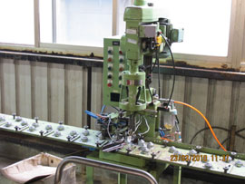 proimages/profile/auto-tapping-machine.jpg